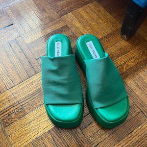 Steve Madden SLINKY30 GREEN Platform Sandals